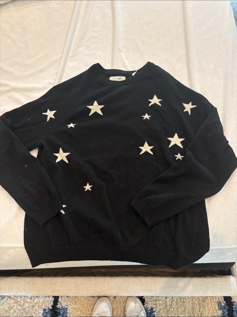 Chinti & Parker Black Crewneck with White Star Motif